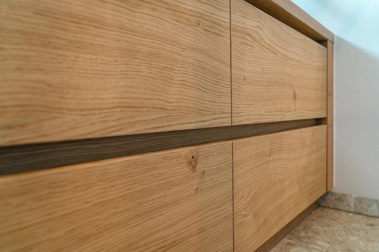 Eikenhouten badmeubel