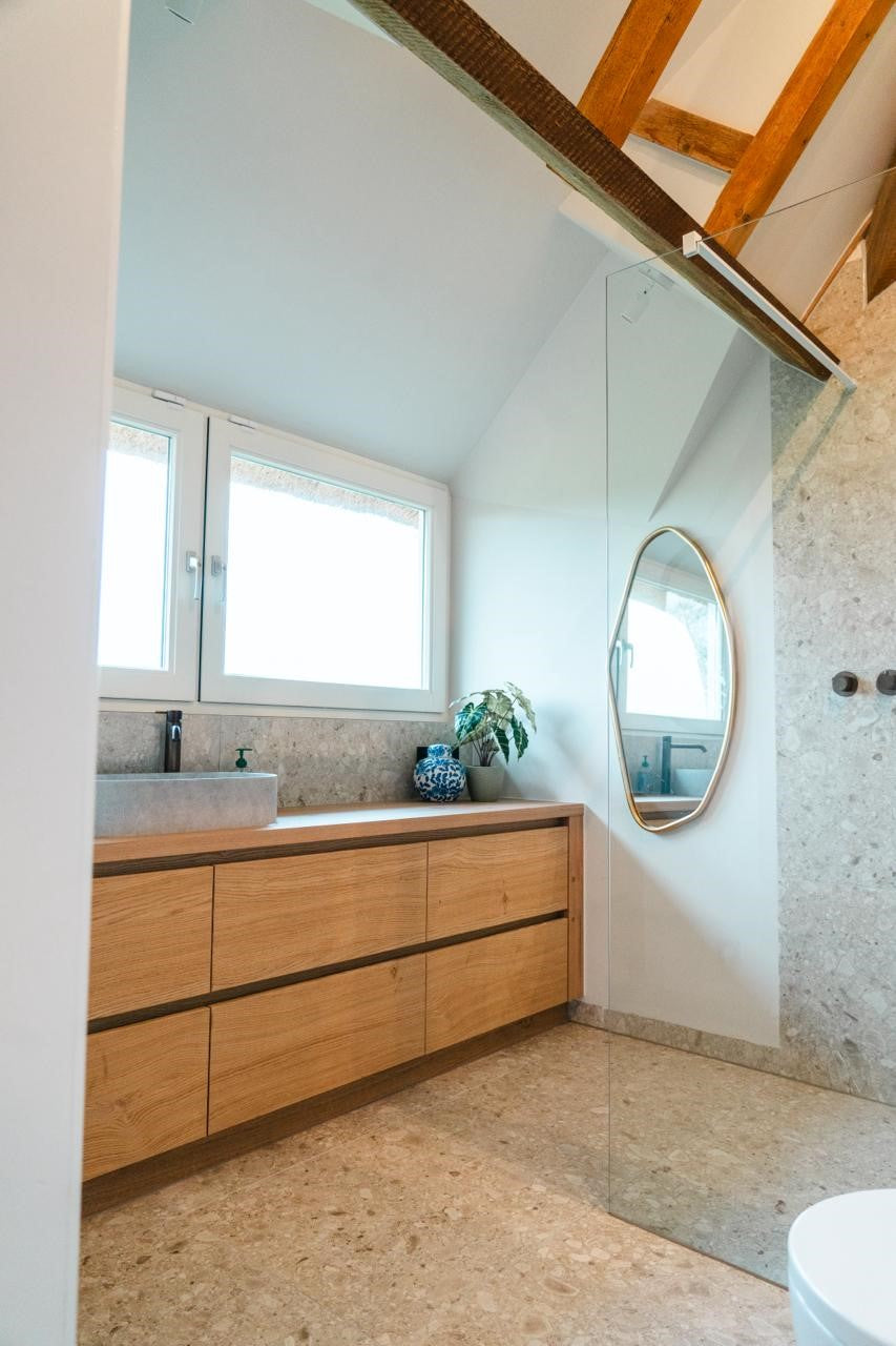 Eikenhouten badmeubel