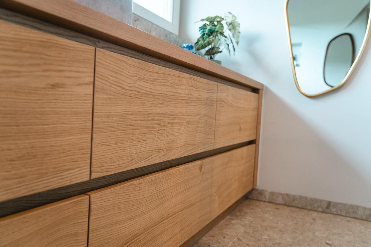 Eikenhouten badmeubel